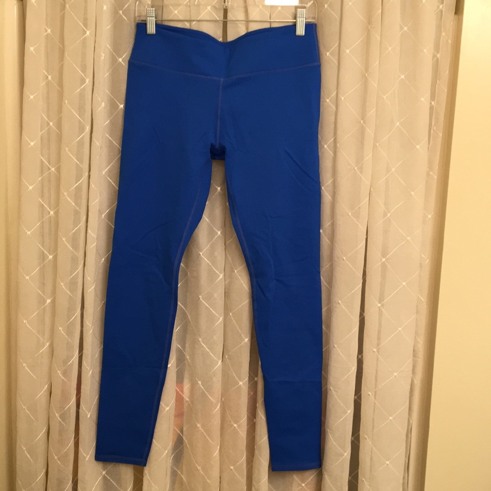 Fabletics NWOT bright blue leggings